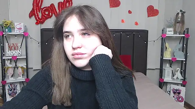 LauraHlot online show from February 23, 2025, 6:23 pm