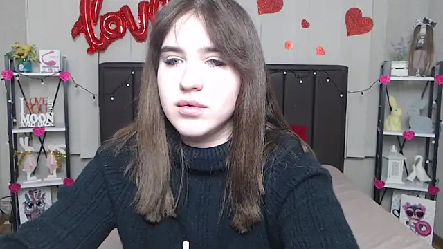 LauraHlot online show from February 24, 2025, 12:30 am