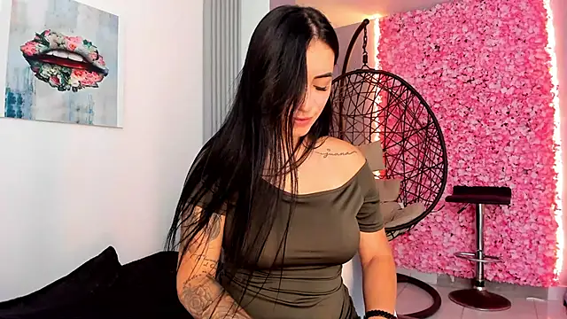 Snapshot of Sofia__rivera chatting on February 8, 2025, 11:02 pm Sofia  rivera online show from February 8, 2025, 11:02 pm