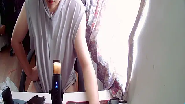 ZYN  0322 online show from March 3, 2025, 4:14 am