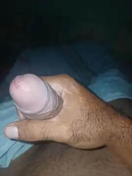 taylorWiiz online show from December 1, 2025, 4:28 am