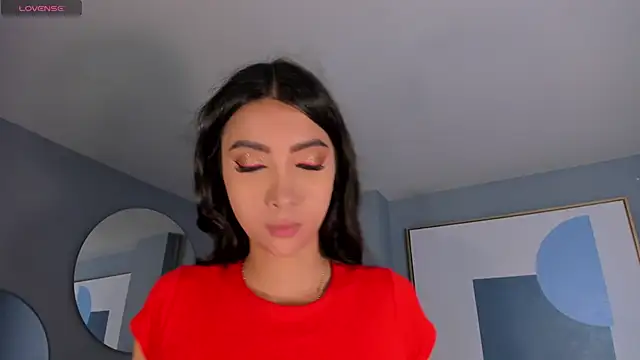 Snapshot of ValeriaVelvet chatting on May 14, 2026, 12:12 pm ValeriaVelvet online show from May 14, 2026, 12:12 pm