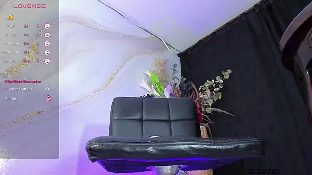 Snapshot of Karla-Ebony chatting on March 20, 2025, 10:10 am Karla-Ebony online show from March 20, 2025, 10:10 am