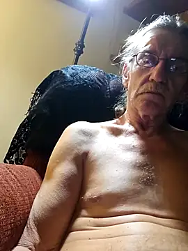 coolbrease10 online show from January 5, 2025, 7:17 am