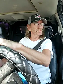 coolbrease10 online show from September 19, 2025, 6:08 pm