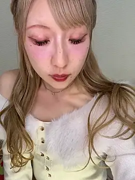 Snapshot of alice__1111 chatting on April 3, 2026, 1:09 pm alice 1111 online show from April 3, 2026, 1:09 pm