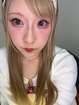 Snapshot of alice__1111 chatting on May 1, 2026, 11:59 am alice 1111 online show from May 1, 2026, 11:59 am