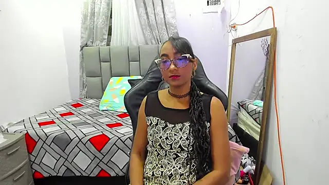 MurphyAngelina online show from March 4, 2026, 4:18 am