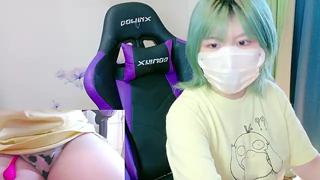 Snapshot of hazuki_8008 chatting on September 26, 2025, 3:43 am hazuki 8008 online show from September 26, 2025, 3:43 am