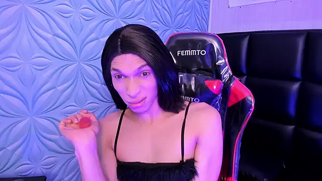 Milk max 18 online show from October 24, 2025, 9:11 pm