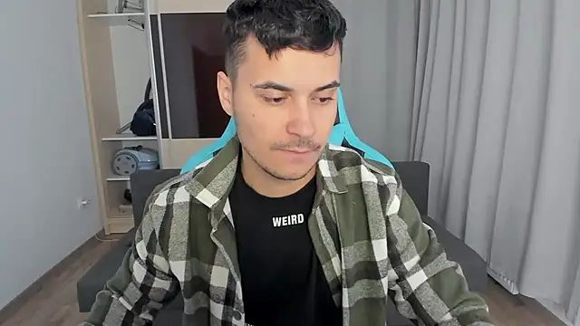 MatMalonne online show from November 17, 2025, 5:13 am