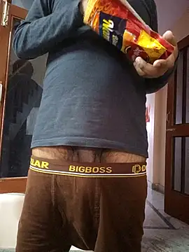 Shubuu  x online show from March 23, 2026, 10:08 am