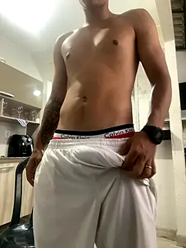 Snapshot of Akdablio chatting on November 8, 2025, 7:34 pm Akdablio online show from November 8, 2025, 7:34 pm