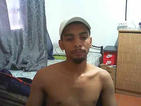 29YOURZ 28  online show from November 18, 2025, 11:47 am