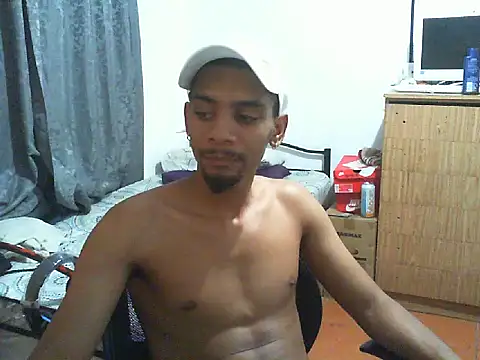 29YOURZ 28  online show from February 20, 2026, 6:52 pm