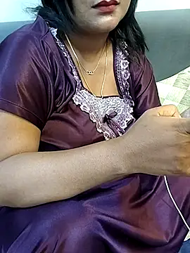 silky queen online show from June 9, 2026, 6:41 pm