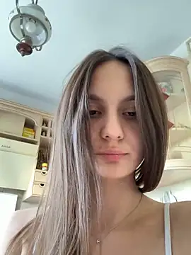 Snapshot of sweety_secret_ chatting on September 22, 2025, 2:19 pm sweety secret  online show from September 22, 2025, 2:19 pm