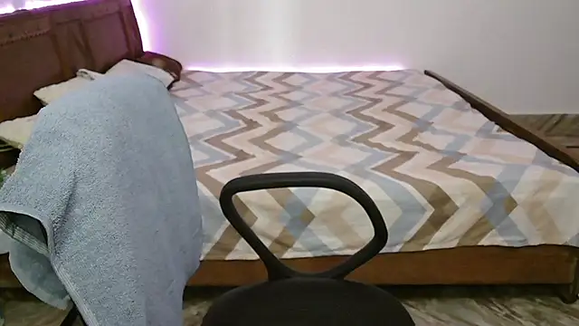 N-Natasha online show from November 4, 2025, 10:03 am