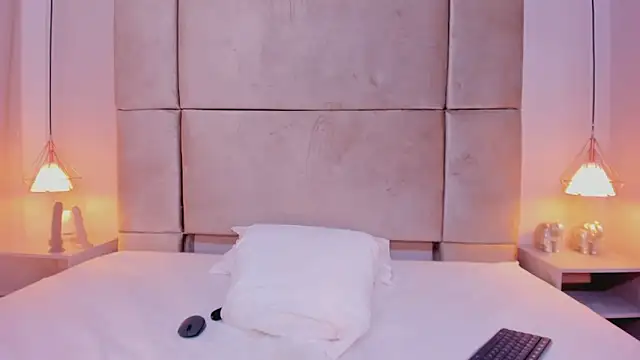 miamiller69 online show from January 15, 2025, 7:26 am