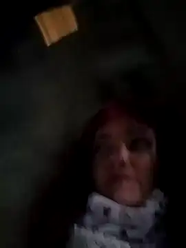 SweetLeila40 online show from April 27, 2026, 6:28 pm