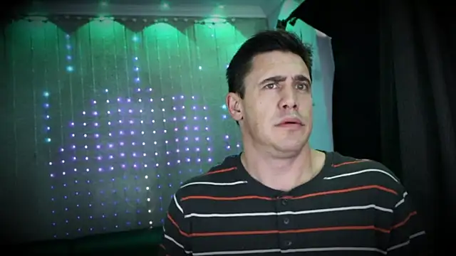 DamienSliick online show from April 11, 2026, 8:57 pm