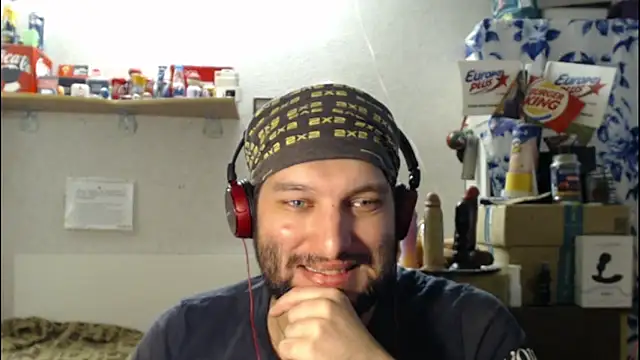 BISEXGOOD777 online show from April 2, 2026, 2:47 pm