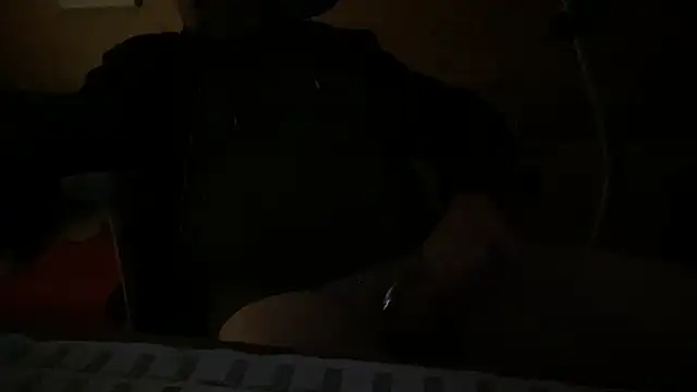 lelohop online show from March 11, 2025, 5:16 am