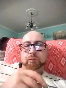 Snapshot of Cazzodr chatting on March 8, 2025, 11:07 pm Cazzodr online show from March 8, 2025, 11:07 pm