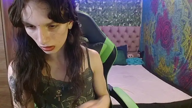 BurningVenus12 online show from June 4, 2026, 8:26 pm