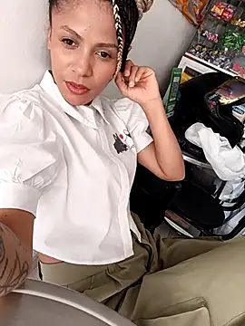 BlairSamy online show from November 4, 2025, 3:55 pm