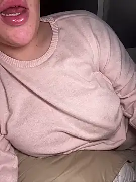 Snapshot of lilylush24 chatting on December 30, 2024, 2:40 pm lilylush24 online show from December 30, 2024, 2:40 pm