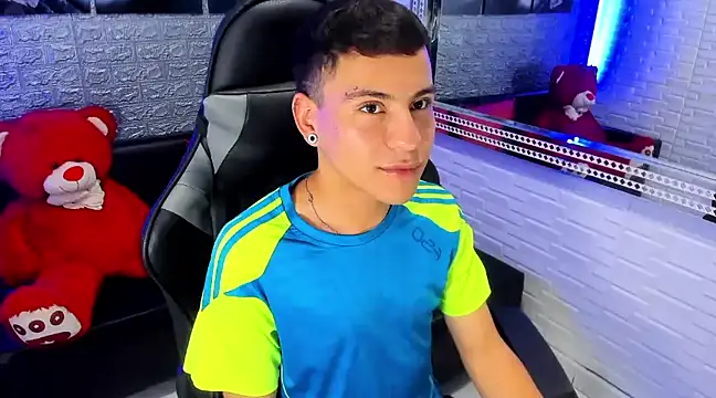 salvadorgomezx online show from December 27, 2024, 12:29 am