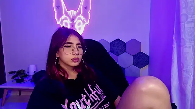 Horny tgn online show from March 10, 2025, 1:43 pm