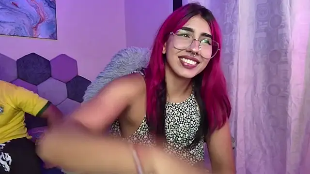 Horny tgn online show from September 28, 2025, 6:13 pm