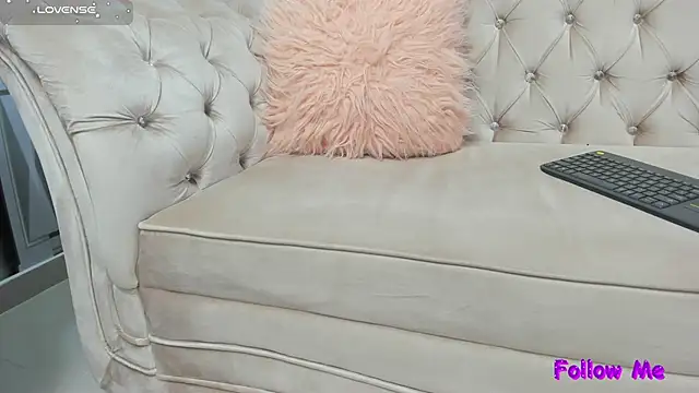 Snapshot of joselyn_sexy_ chatting on December 31, 2024, 12:54 am joselyn sexy online show from December 31, 2024, 12:54 am