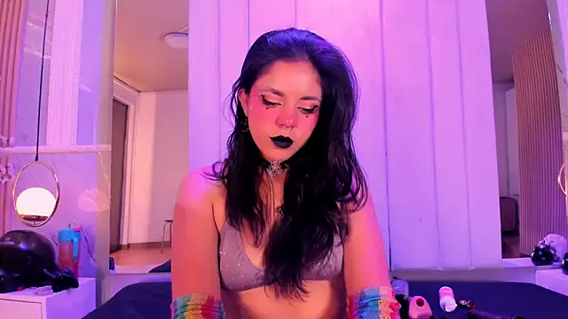 ivannabellini online show from March 21, 2026, 1:58 pm