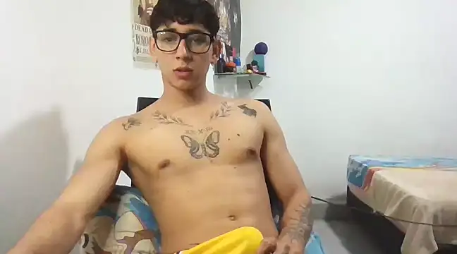 Dillom420 online show from March 11, 2025, 5:16 am