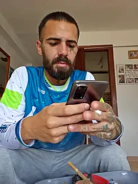 charlye inkkkk online show from November 5, 2025, 1:22 pm