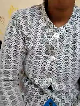 Snapshot of CUTYHINA_001 chatting on December 20, 2024, 5:25 am CUTYHINA 001 online show from December 20, 2024, 5:25 am