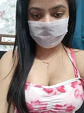 Myloveurvi online show from November 7, 2025, 10:59 am