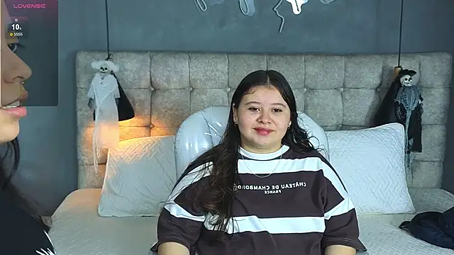 Laia and Aloby online show from October 24, 2025, 10:17 pm