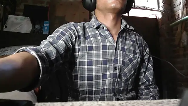 Dreamdaze2025 online show from April 11, 2026, 9:13 am