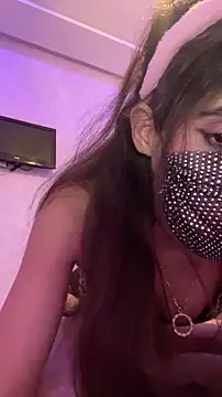 fatisexy online show from May 6, 2026, 11:43 pm