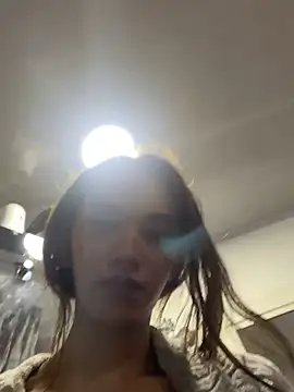 Nikol Rang   online show from February 9, 2025, 10:32 pm