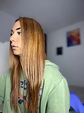 Nikol Rang   online show from March 2, 2026, 6:15 pm