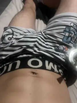 Alexaxelo online show from April 16, 2026, 5:41 am