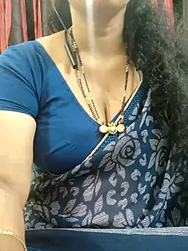 bhuvana555 online show from November 7, 2025, 4:51 pm