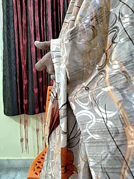 bhuvana555 online show from November 28, 2025, 5:37 pm