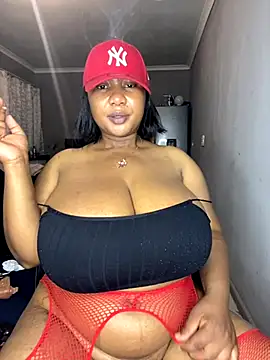 MayaPassion online show from November 4, 2025, 5:01 pm