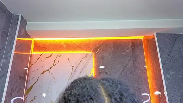 Violeth b online show from November 5, 2025, 12:49 pm